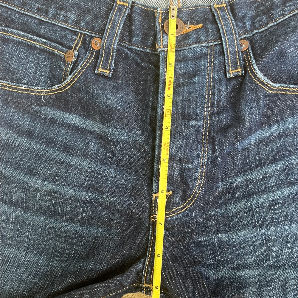 Like new Lucky Brand Dark Blue Skinny Jeans - Picture 10 of 16